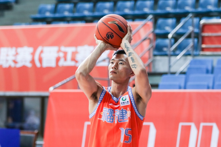 华体会APP-山东球员注册信息：陈林坚3年C类&amp;末年球队选项 高诗岩陶汉林顶薪