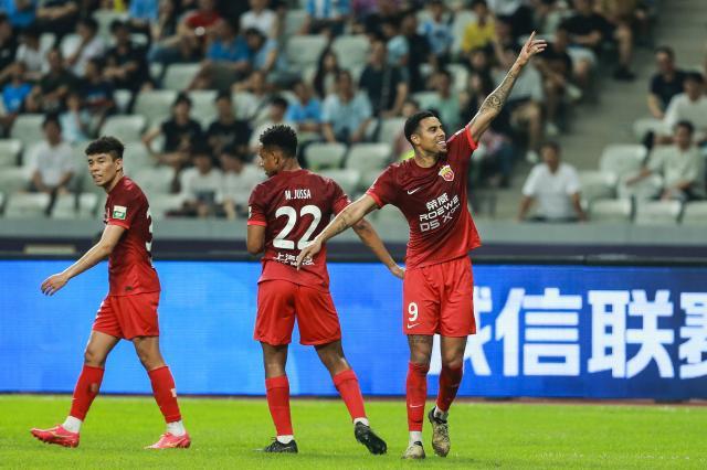 华体会官网-海港高歌猛进超越前人不是梦 穆帅的礼物：假期+1