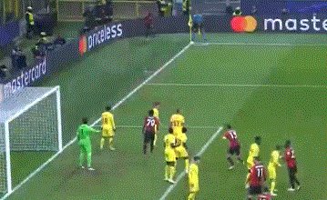 华体会体育-【欧冠】萨拉赫追平 AC米兰遭逆转负利物浦垫底出局